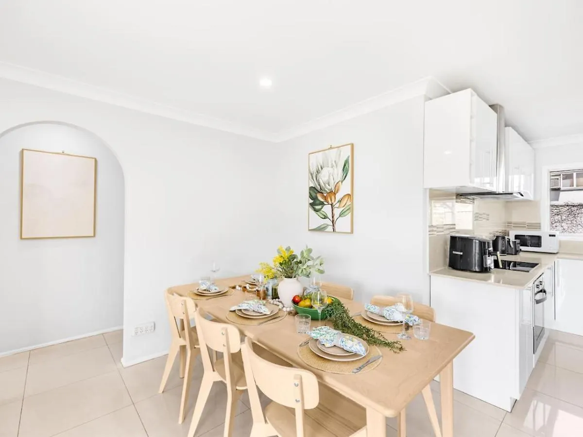 Central Sunnybank 4 Bedrooms Home, Family Friendly location